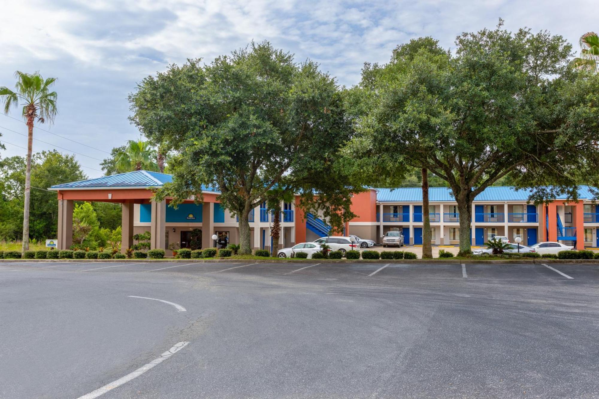 Days Inn By Wyndham Chipley Exterior foto